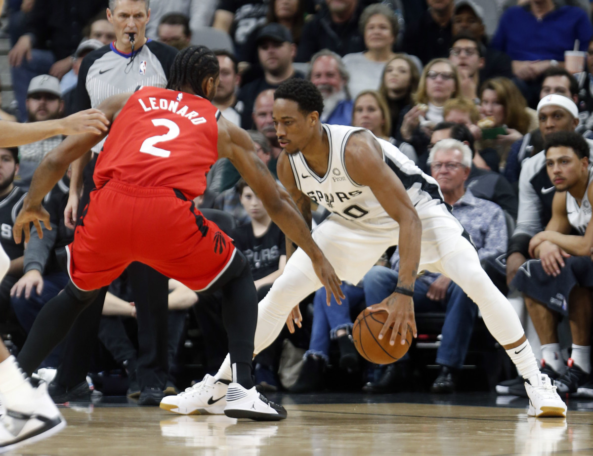 demar_derozan_spurs_.jpg